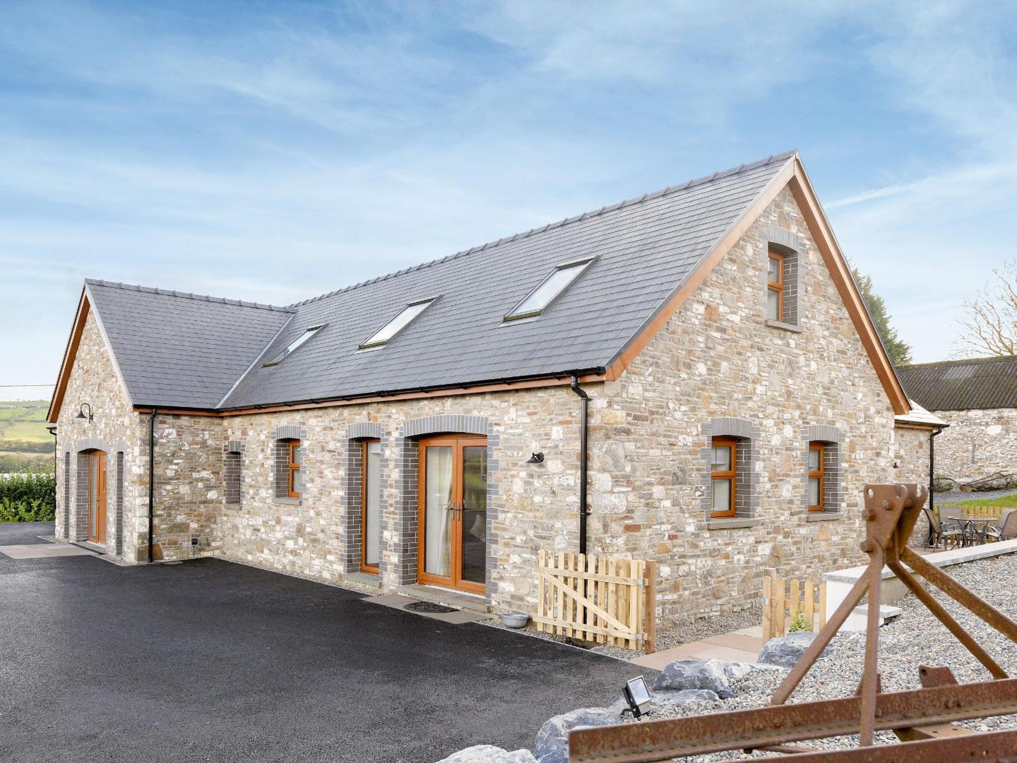 Villa Y Beudy Bach Pont-y-Berem Exterior foto